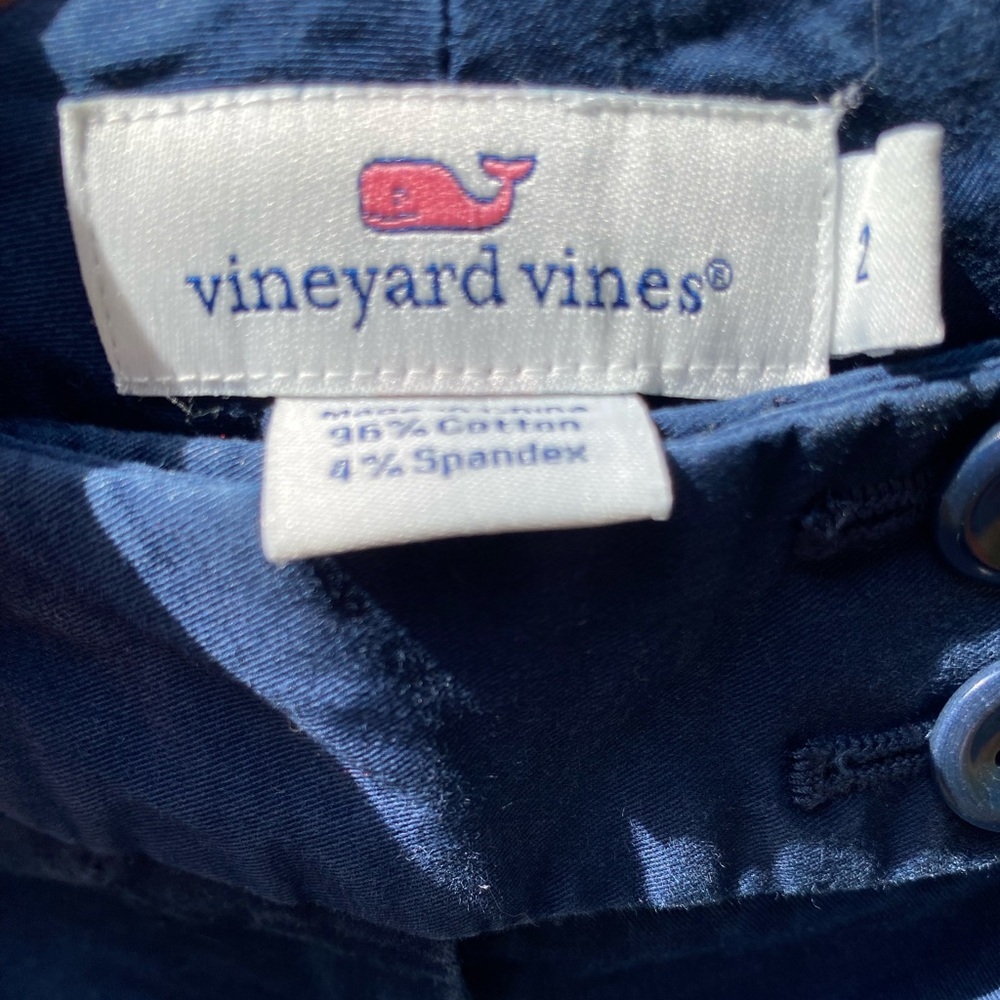 Vineyard Vines Women's Navy Blue Shorts Size 2 - Picture 3 of 6